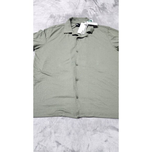 The Commons Men's Green Large Textured Cotton Blend Knit Short Sleeve Shirt NWT - Picture 1 of 9